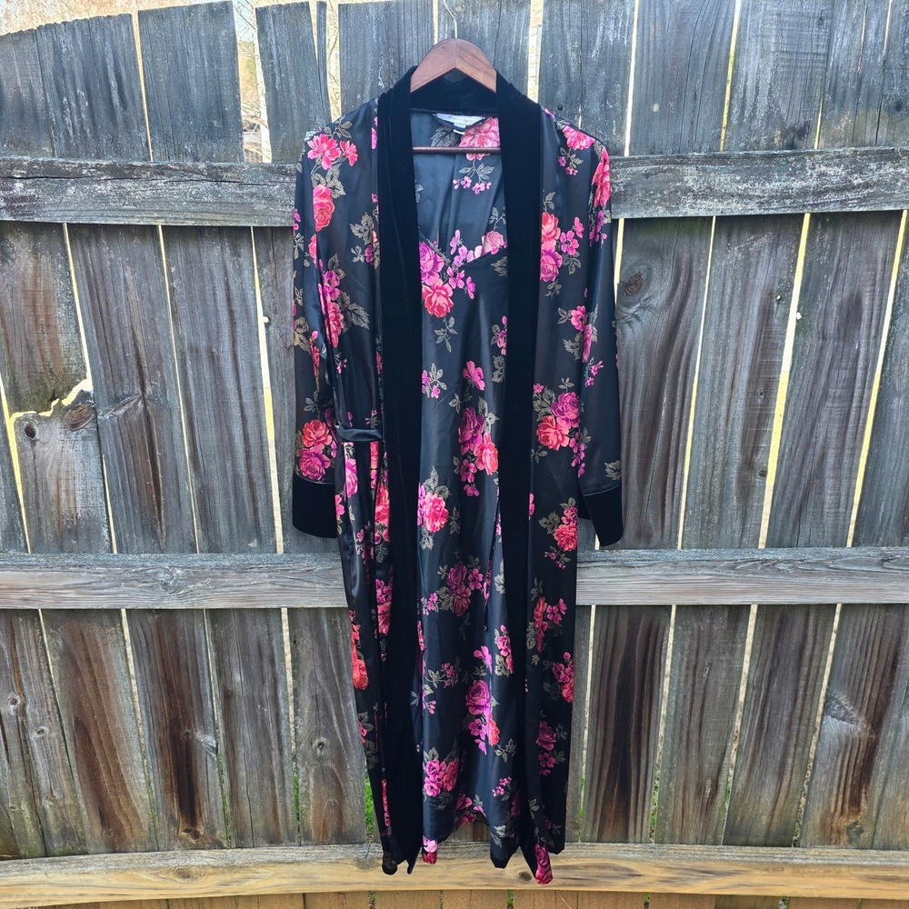 Morgan Taylor Black and Pink Floral Women's Robe Set L/XL - Picture 2 of 14